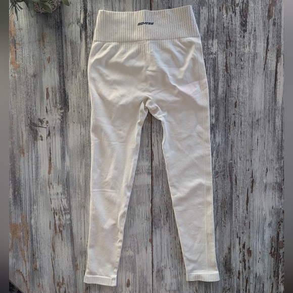 Bo + Tee Sculpt Seamless Ribbed Leggings Cream Women's Medium - Picture 2 of 7